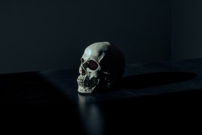 영국 테크 리뷰, 기술을 삶으로 만드는 예술적 접근법