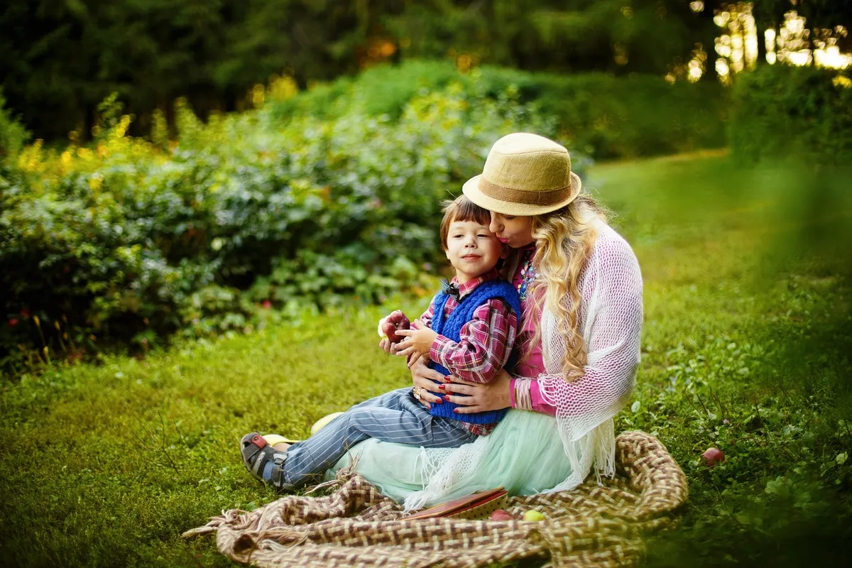 family, a son, mother, photo, photographing children, small child, childhood, mom, kid, kids, the park, forest, nature