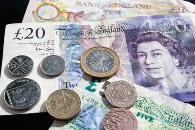 UK YouTuber business model guide 95.3% high engagement rate